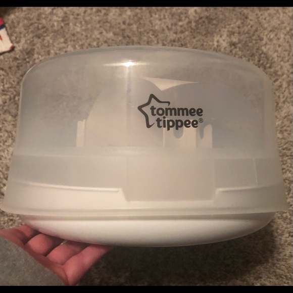 NWOT Tommee Tippee Microwave Bottle Sterilizer - Picture 1 of 2